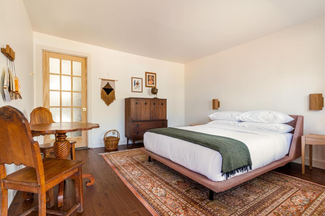 Eastwind Hotel Lake Placid Bagian luar foto