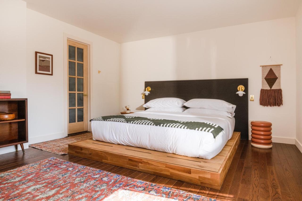 Eastwind Hotel Lake Placid Bagian luar foto