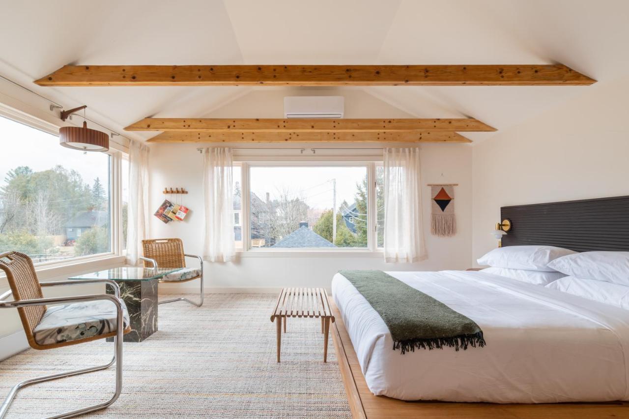Eastwind Hotel Lake Placid Bagian luar foto