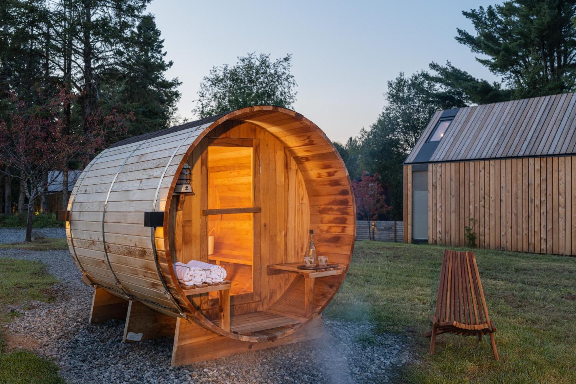 Eastwind Hotel Lake Placid Bagian luar foto